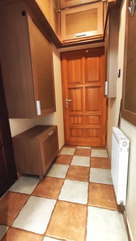 Eladó téglalakás, Szekszárdon 34 M Ft, 2 szobás