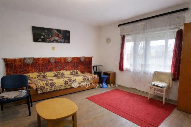 Eladó családi ház, Ravazdon 26.9 M Ft, 2 szobás