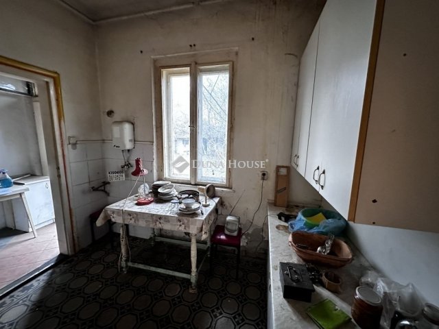 Eladó téglalakás, Budapesten, XX. kerületben 29.5 M Ft, 1 szobás