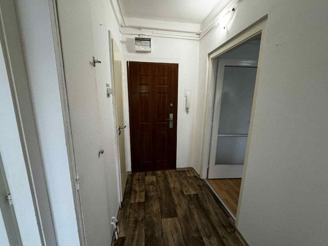 Kiadó panellakás, albérlet, Kazincbarcikán 90 E Ft / hó