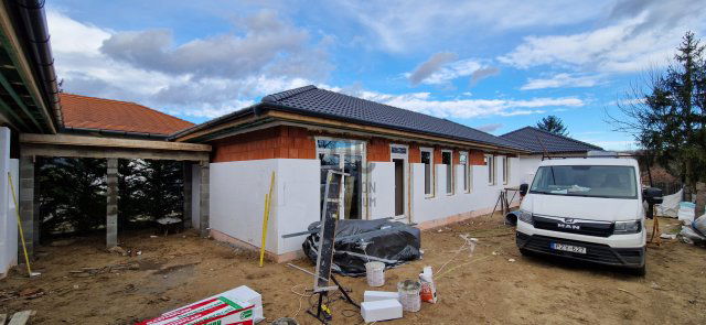 Eladó családi ház, Bocskaikerten 73.9 M Ft, 4 szobás