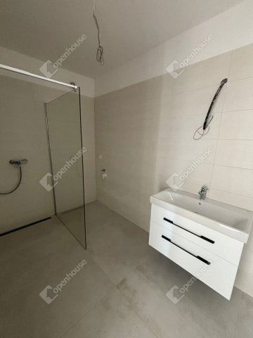 Eladó téglalakás, Győrött 74.85 M Ft, 3 szobás