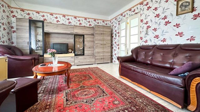 Eladó családi ház, Tökölön 63.999 M Ft, 3 szobás