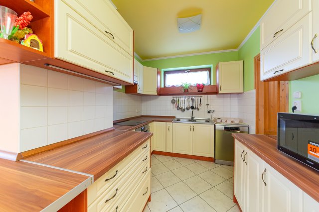 Eladó családi ház, Kerepesen 99 M Ft, 4 szobás