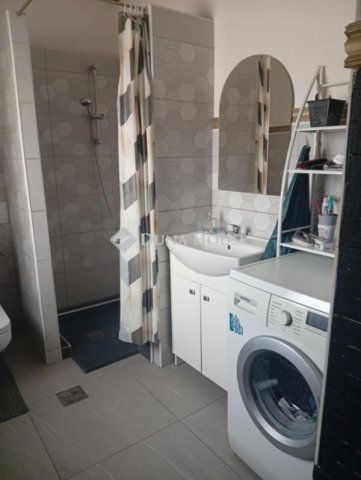 Eladó családi ház, Ászáron 36 M Ft, 3 szobás