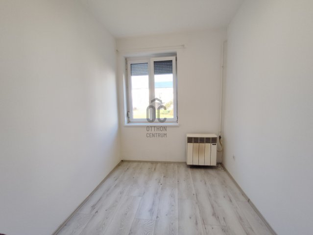 Eladó téglalakás, Berhidán 36.9 M Ft, 2 szobás