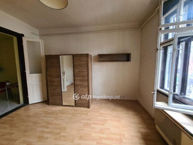 Eladó téglalakás, Budapesten, XXI. kerületben 27.9 M Ft