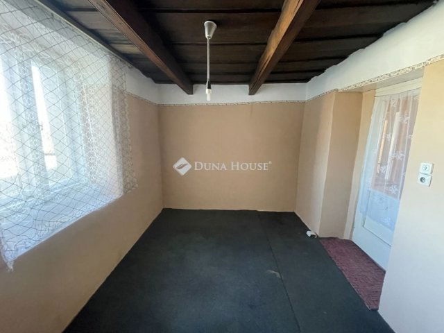 Eladó családi ház, Sülysápon 38.99 M Ft, 3 szobás