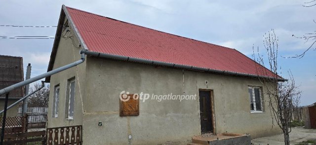 Eladó családi ház, Püspökladányban 8.9 M Ft, 2 szobás