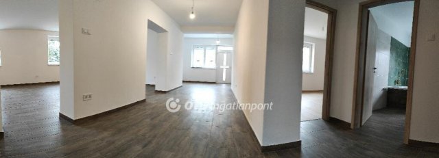 Eladó családi ház, Aranyosgadányban 98 M Ft, 6 szobás