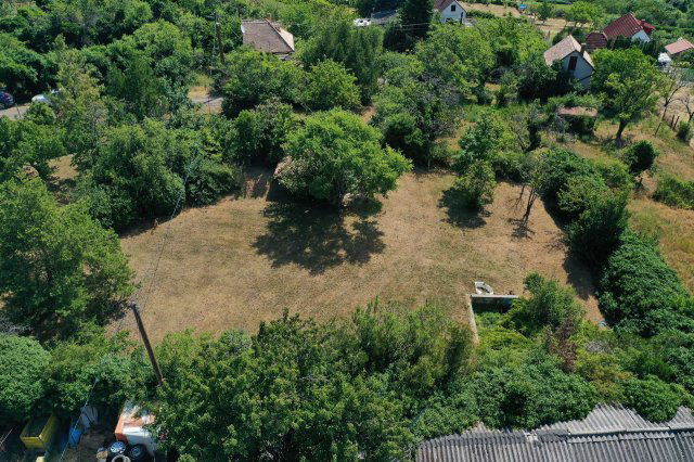 Eladó telek, Pécsett, Sáska dűlőn 8 M Ft / költözzbe.hu