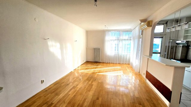 Eladó téglalakás, Kecskeméten 69.9 M Ft, 3 szobás