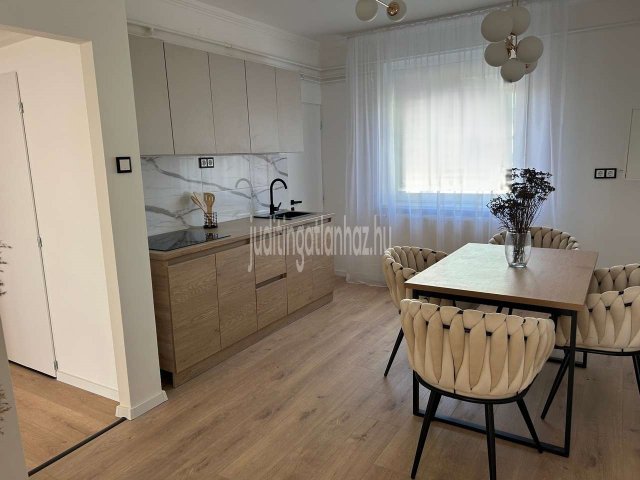 Eladó téglalakás, Nyíregyházán 51.5 M Ft, 3 szobás