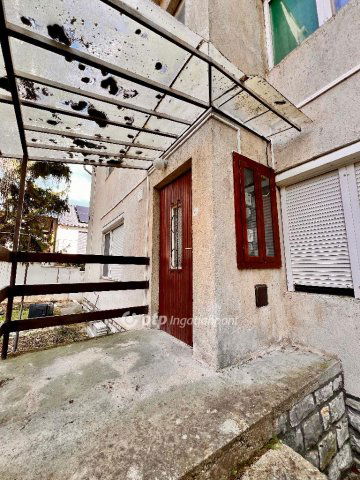 Eladó téglalakás, Tihanyban 152 M Ft, 1 szobás