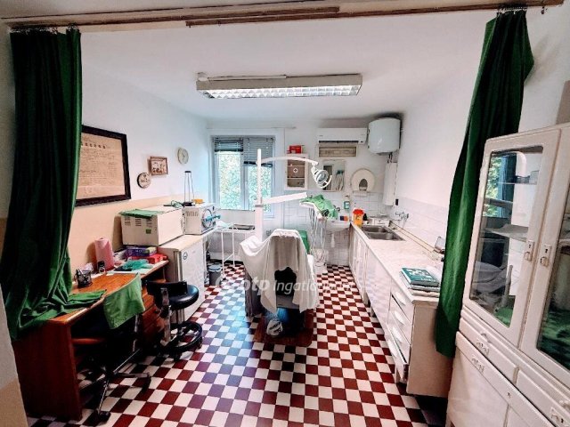 Eladó családi ház, Dunaföldváron 55 M Ft, 6 szobás
