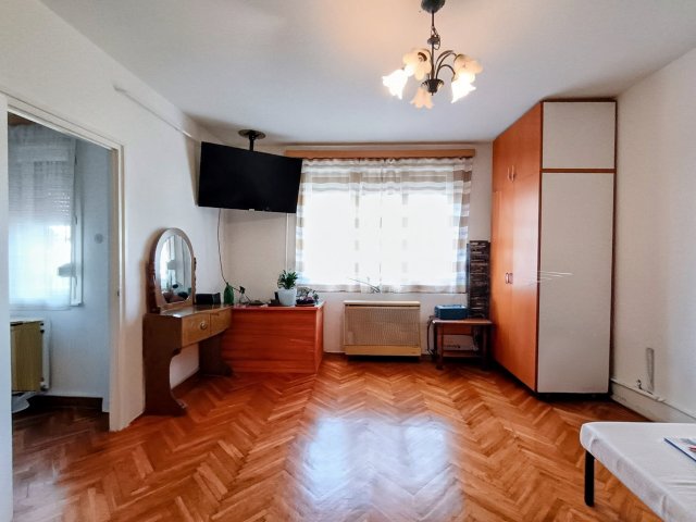 Eladó téglalakás, Gyöngyösön 44.9 M Ft, 3 szobás