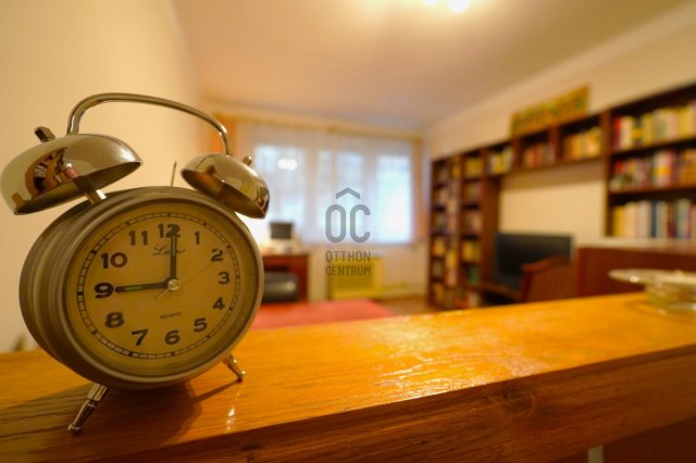 Eladó téglalakás, Budapesten, III. kerületben 64.9 M Ft