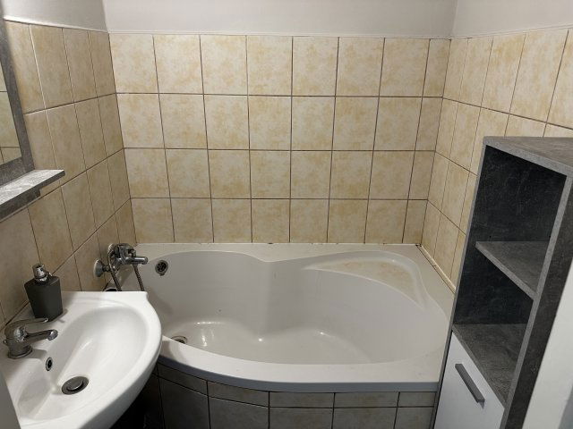 Eladó panellakás, Miskolcon, Árpád úton 25.5 M Ft, 2 szobás