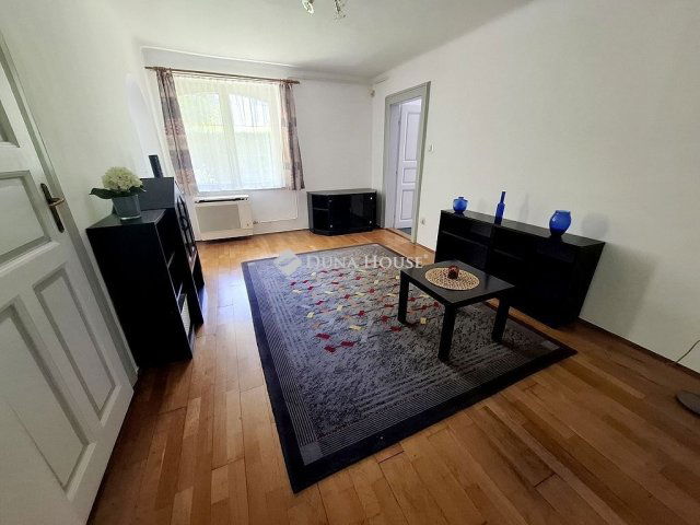 Kiadó téglalakás, albérlet, Budapesten, X. kerületben, 2 szobás