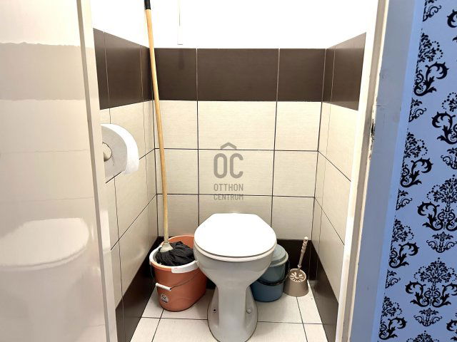 Eladó panellakás, Győrött 50.9 M Ft, 3 szobás