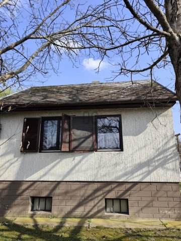 Eladó nyaraló, Beleznán 5.7 M Ft, 2 szobás