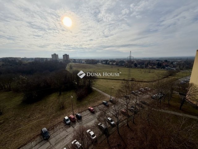 Eladó panellakás, Pécsett 40.4 M Ft, 2 szobás