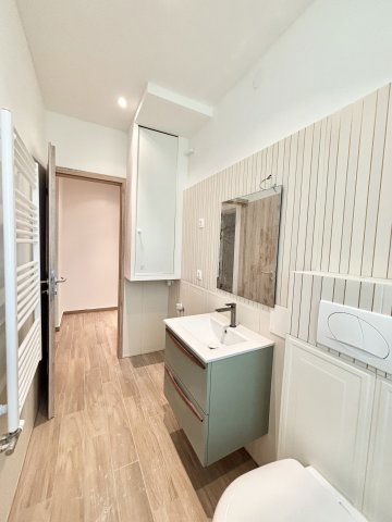 Eladó téglalakás, Budapesten, XX. kerületben 73.9 M Ft, 2 szobás