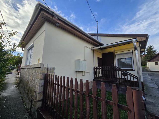 Eladó családi ház, Szerencsen 22.5 M Ft, 2 szobás