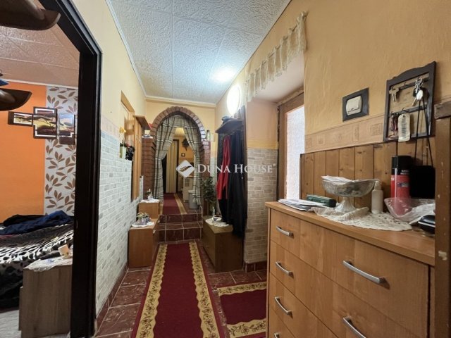 Eladó családi ház, Daruszentmiklóson 14.9 M Ft, 2 szobás