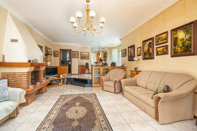 Eladó családi ház, Budapesten, III. kerületben 179.9 M Ft