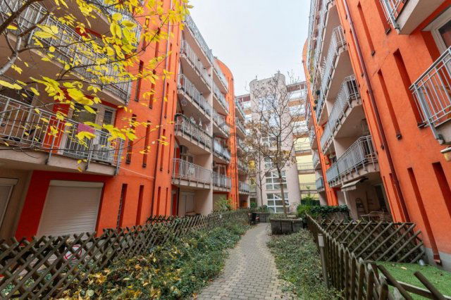 Eladó téglalakás, Budapesten, IX. kerületben 108 M Ft, 2 szobás