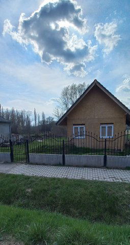 Eladó családi ház, Alcsútdobozon 33 M Ft, 1+2 szobás