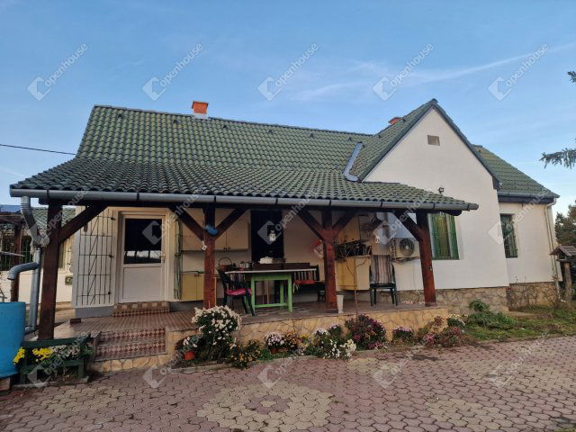 Eladó családi ház, Felsőmocsoládon 47 M Ft, 4 szobás