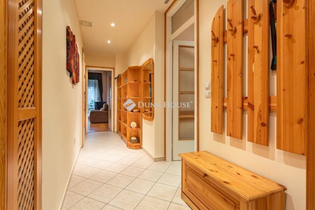 Eladó téglalakás, Budapesten, II. kerületben 126 M Ft, 2 szobás