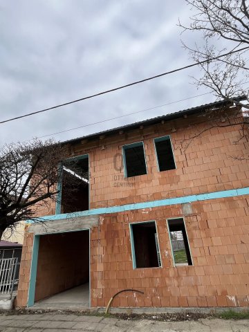 Eladó családi ház, Budapesten, XV. kerületben 155 M Ft, 4 szobás