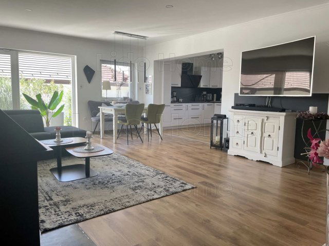 Eladó családi ház, Cserszegtomajon 254.889 M Ft, 4 szobás