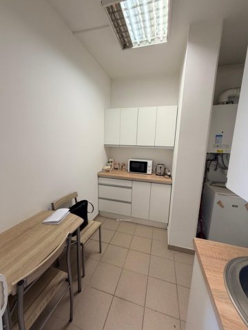 Eladó üzlethelyiség, Debrecenben 74.99 M Ft