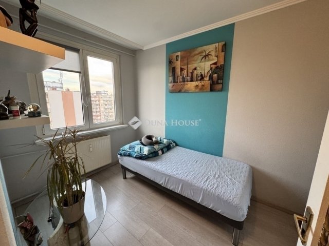 Eladó panellakás, Budapesten, XV. kerületben 68 M Ft, 3+1 szobás