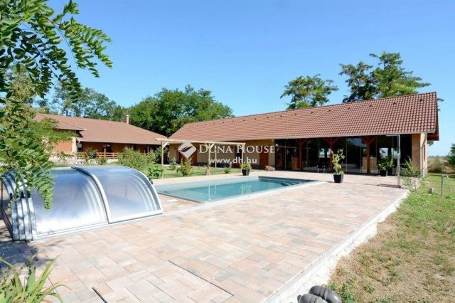 Eladó mezogazdasagi ingatlan, Kocséren 150 M Ft, 3 szobás