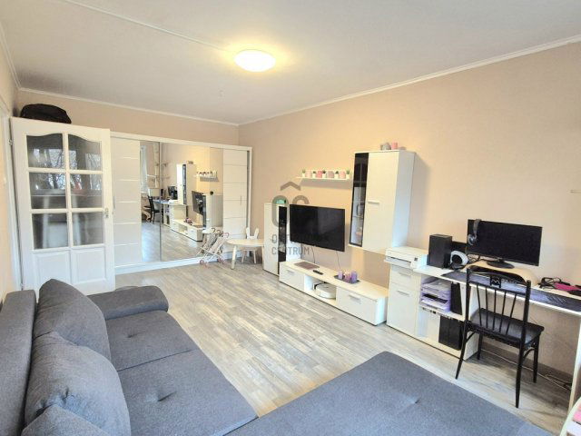 Eladó panellakás, Budapesten, III. kerületben 64.9 M Ft, 2 szobás