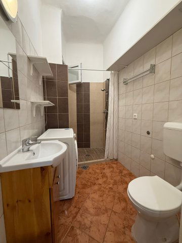 Eladó téglalakás, Budapesten, III. kerületben 58.5 M Ft
