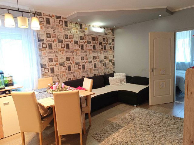 Eladó téglalakás, Pécsett 48.9 M Ft, 2+2 szobás