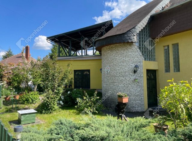 Eladó családi ház, Mecséren 124.9 M Ft, 6 szobás