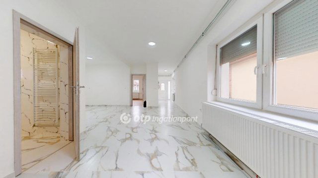 Eladó családi ház, Tiszabezdéden 23.9 M Ft, 3 szobás