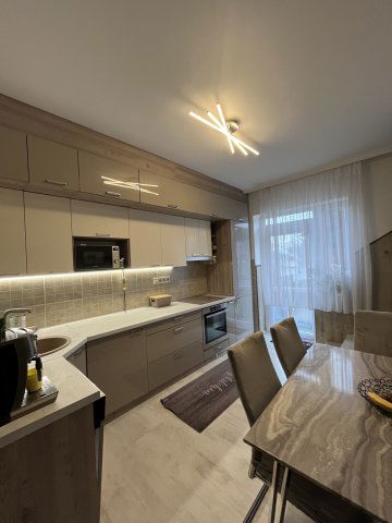 Eladó ikerház, Nyíregyházán 76.99 M Ft, 4 szobás