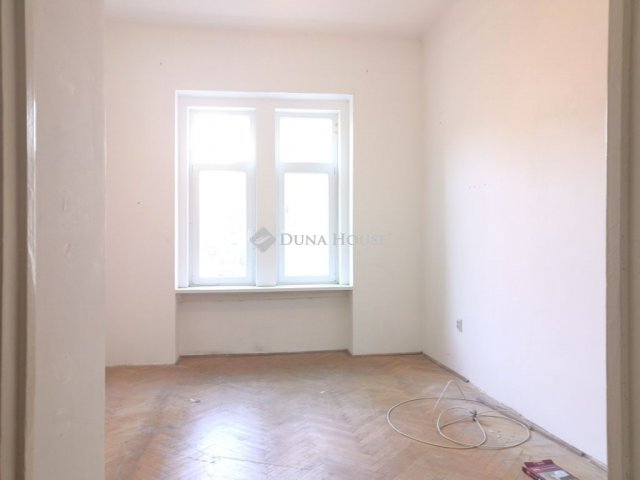 Eladó téglalakás, Budapesten, VIII. kerületben 49.9 M Ft