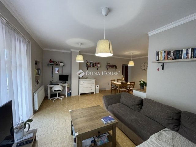 Eladó családi ház, Helvécián 89.9 M Ft, 4 szobás