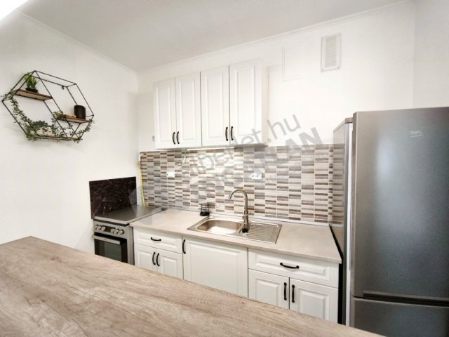 Kiadó panellakás, albérlet, XIV. kerületben, Újváros parkban