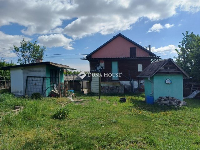 Eladó családi ház, Törökbálinton 32.9 M Ft, 3 szobás