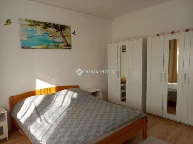 Eladó téglalakás, Budapesten, XVII. kerületben 71.9 M Ft